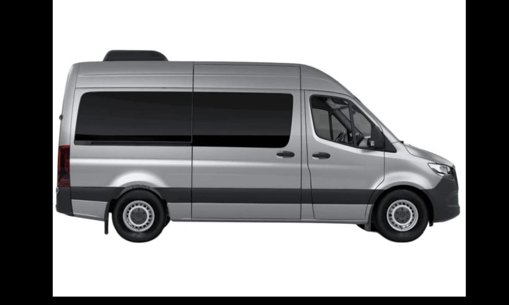 Minivan (8 Kişi)
